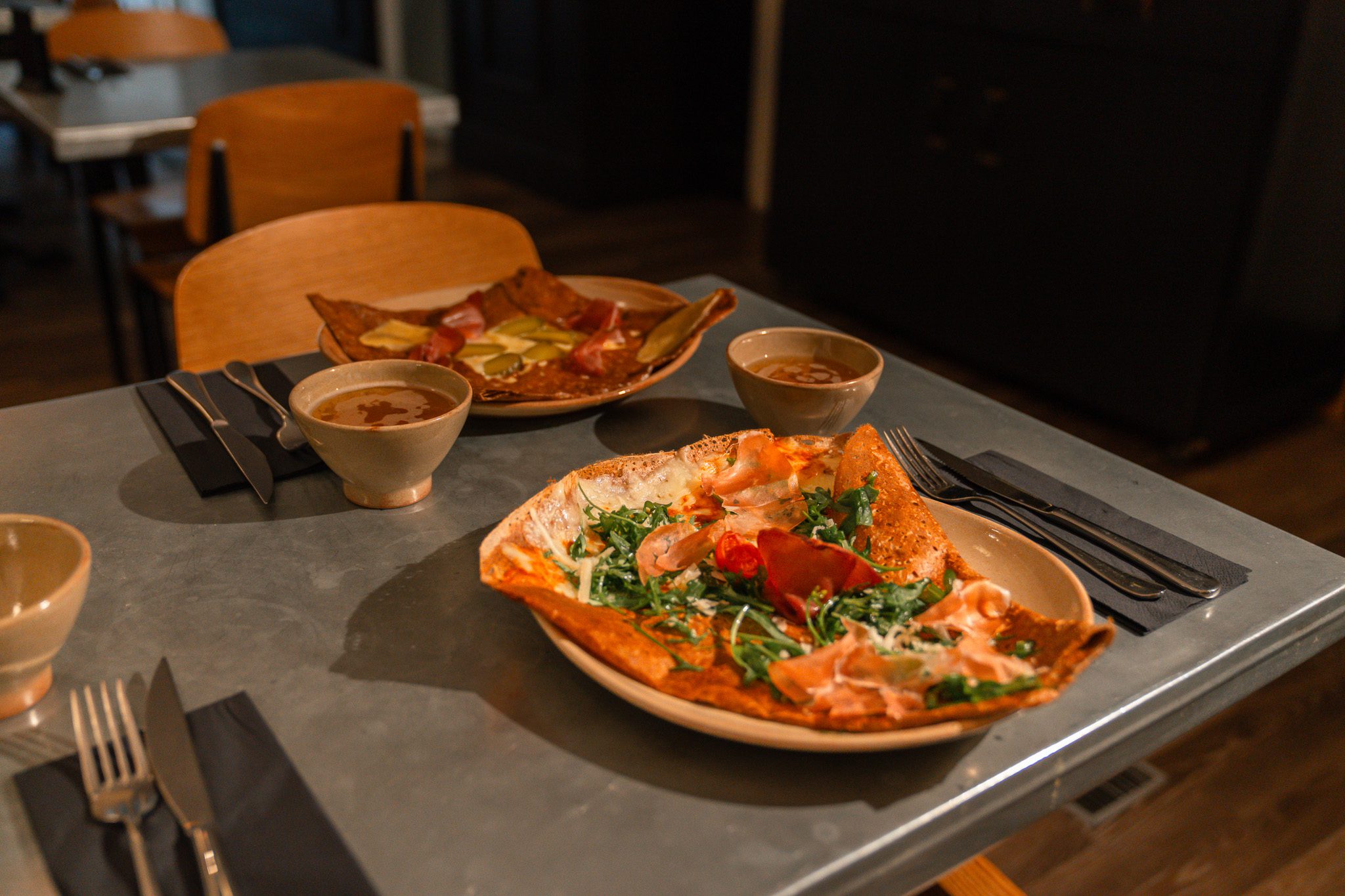 Pack réseaux sociaux restauration – Premium (Photos + Vidéos courtes)